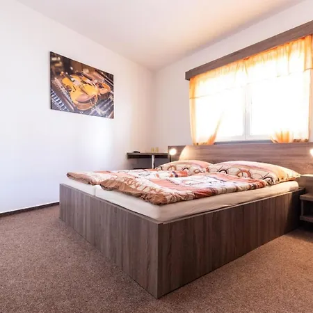Penzion San Marco - Pod Budama Gæstehus 3*
