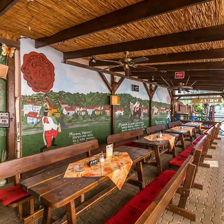 San Marco - Pod Budama Gasthuis Mutěnice