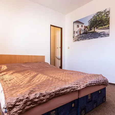 Penzion San Marco - Pod Budama 3* Mutenice